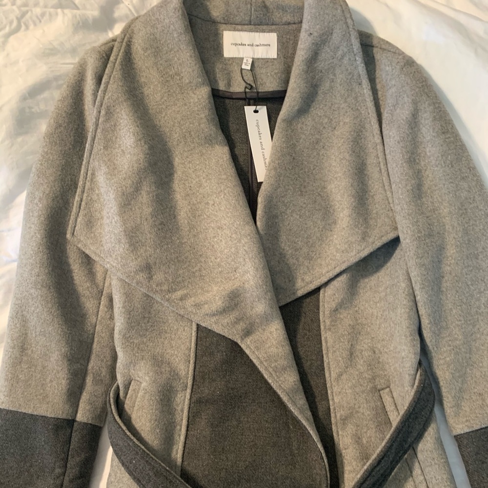 3/4 length Gray Coat